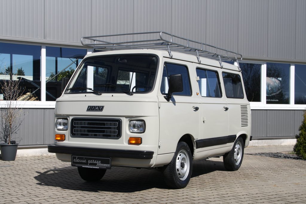 Fiat 900 E Pullmino