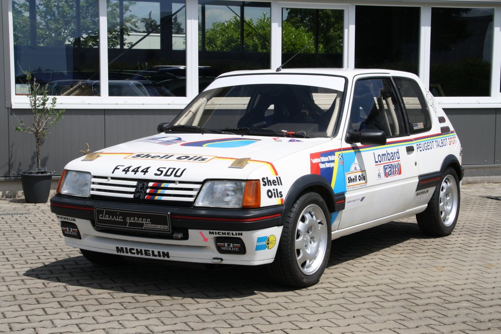 Peugeot 205 GTI GruppeA